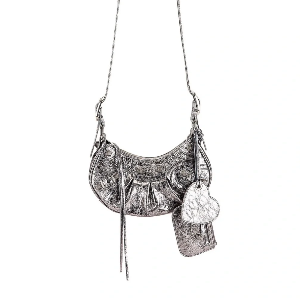 BALENCIAGA
XS Le Cagole Shoulder Bag in Silver - Picture 4 of 4